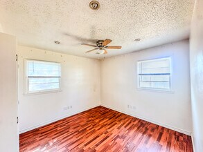 2819 63rd St in Lubbock, TX - Building Photo - Building Photo
