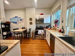 917 Beacon St in Boston, MA - Building Photo - Building Photo