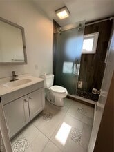 17 Winfield Ave in Brentwood, NY - Building Photo - Building Photo