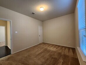 5822 Hopkins Dr in Temple, TX - Building Photo - Building Photo