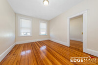 28 Montfern Ave, Unit 3 in Boston, MA - Building Photo - Building Photo