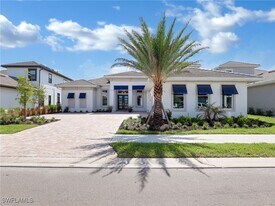 15432 Turin Dr in Naples, FL - Building Photo