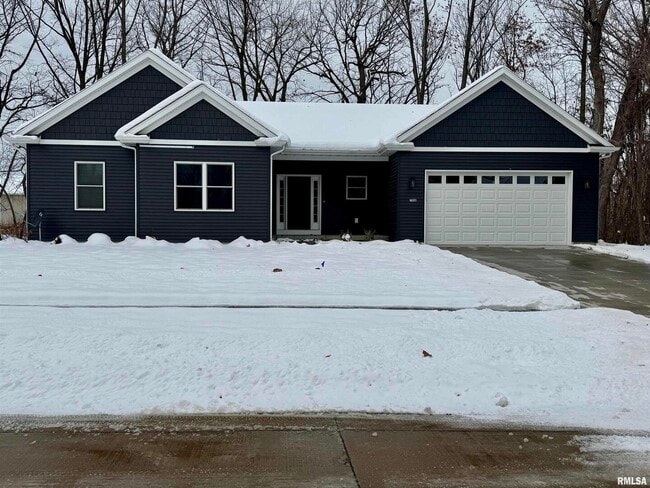 property at 706 Foret Mansur