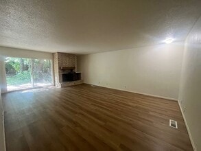 7320 S 69th E Ave in Tulsa, OK - Building Photo - Building Photo