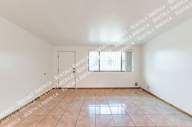 803 E Holaway Dr in Tucson, AZ - Building Photo - Building Photo