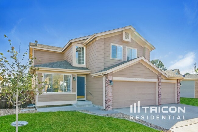 property at 6765 Lionshead Pkwy