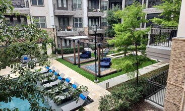 11601 Domain Dr in Austin, TX - Building Photo - Building Photo