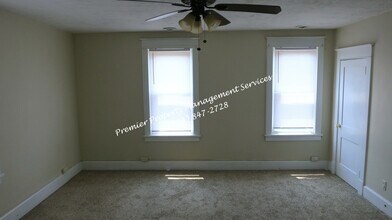 506 Penn Ave in Midland, PA - Building Photo - Building Photo