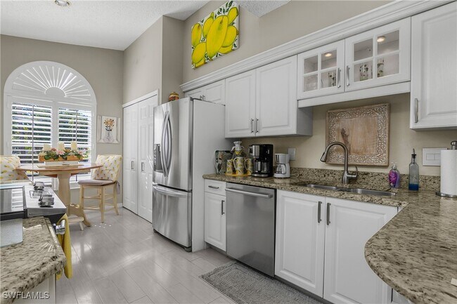 3920 Leeward Passage Ct in Bonita Springs, FL - Foto de edificio - Building Photo