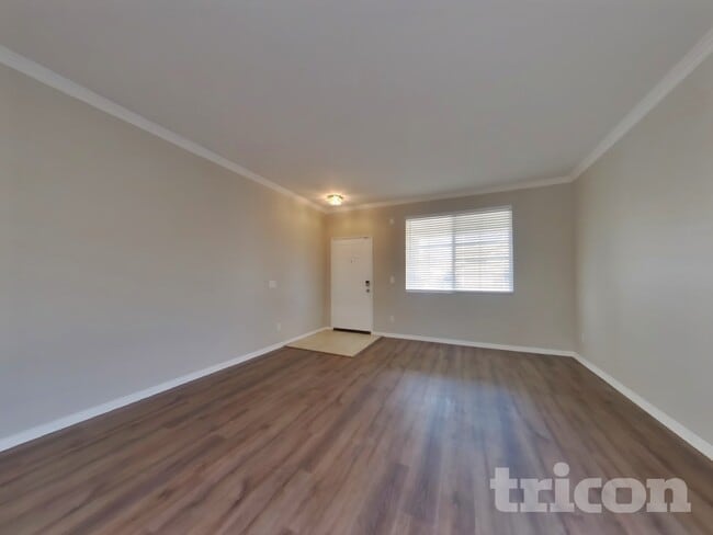 1734 W Ave H 1 in Lancaster, CA - Building Photo - Building Photo