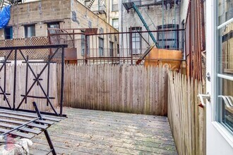246 Mott St in New York, NY - Building Photo - Building Photo