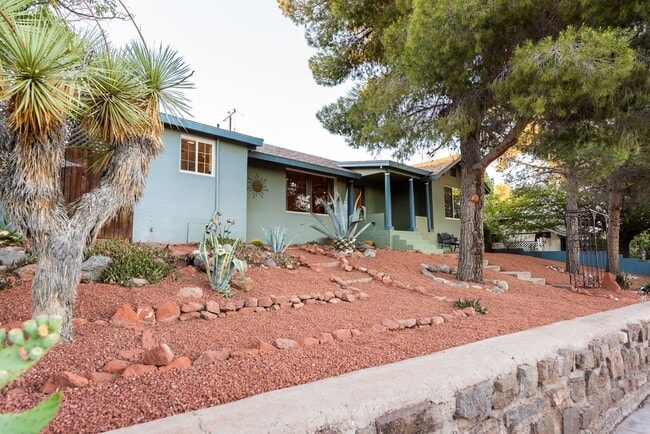 111 Sunset Blvd in Clarkdale, AZ - Building Photo - Building Photo