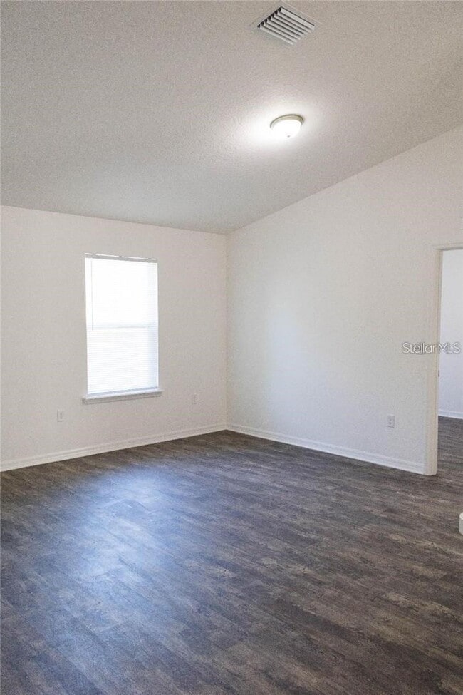 5593 NW 56th Terrace in Ocala, FL - Building Photo - Building Photo