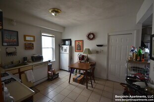 26 Haskell St, Unit 1 in Boston, MA - Building Photo