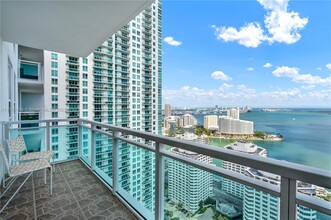 951 Brickell Ave, Unit # 3408 in Miami, FL - Building Photo - Building Photo