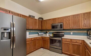 170 Alyssum Dr in Brighton, CO - Building Photo - Building Photo