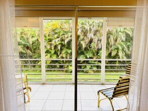 500 NE 14th Ave in Hallandale Beach, FL - Building Photo - Building Photo