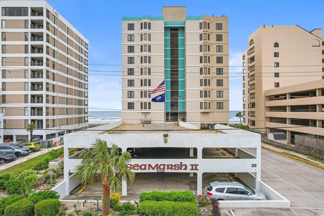 6108 N Ocean Blvd in North Myrtle Beach, SC - Foto de edificio