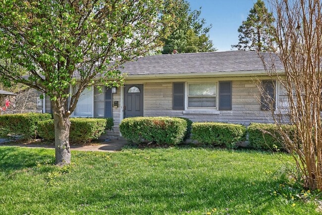 1994 Brynell Dr in Lexington, KY - Building Photo - Building Photo