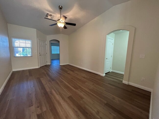 9337 Cranesbill Ct in Las Vegas, NV - Building Photo - Building Photo