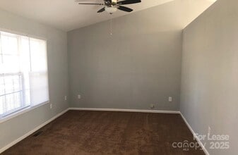 1020 Ashford St in Charlotte, NC - Building Photo - Building Photo