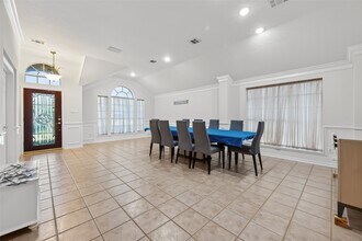 10827 Oak Bayou Ln in Houston, TX - Building Photo - Building Photo