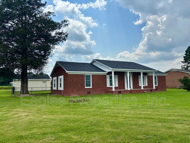 4983 Washington St in La Grange, NC - Building Photo - Building Photo