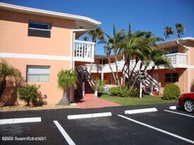 610 Jefferson Ave in Cape Canaveral, FL - Building Photo
