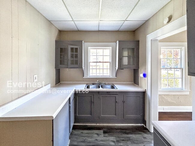 1828 St Charles Ct SW in Birmingham, AL - Foto de edificio - Building Photo