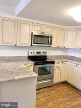 1557 Dunterry Pl in McLean, VA - Building Photo - Building Photo