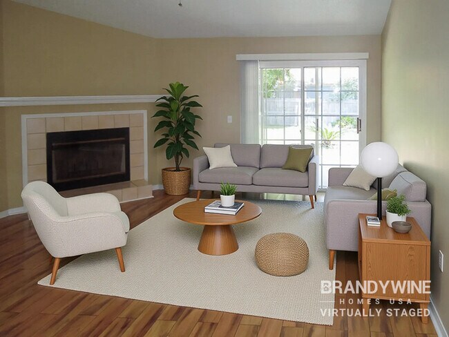 8145 Mactavish Way W in Jacksonville, FL - Foto de edificio - Building Photo