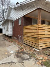 1302 E 62nd St in Kansas City, MO - Building Photo - Building Photo