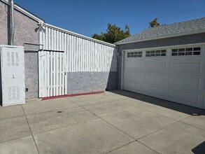 925 W Mirada Rd in San Bernardino, CA - Building Photo - Building Photo
