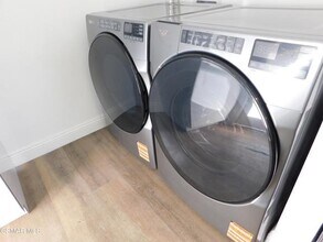 7450 Ponce Ave in Los Angeles, CA - Building Photo - Building Photo