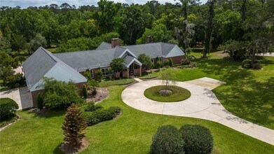 5951 SW 21st Avenue Rd in Ocala, FL - Foto de edificio - Building Photo