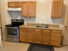 425 Carlisle St in Hanover, PA - Building Photo