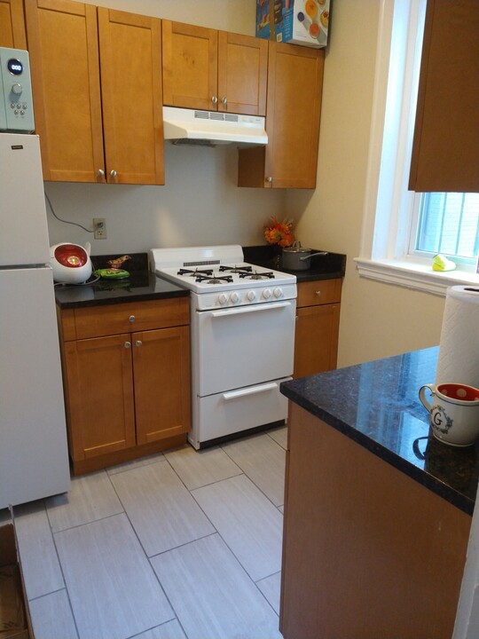 1169 Commonwealth Ave, Unit 15 in Boston, MA - Building Photo