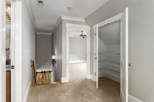 8508 Peony Dr in Stokesdale, NC - Building Photo