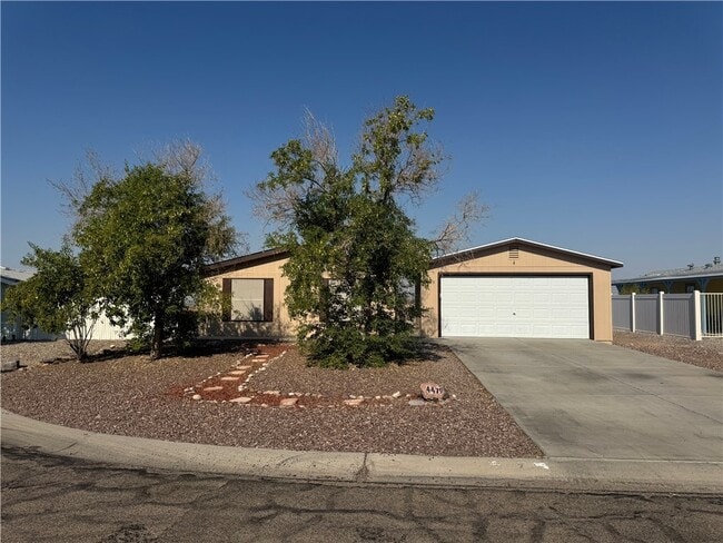 property at 4479 Lynda Cir