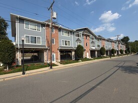 45 Beers St, Unit 11a in Keyport, NJ - Building Photo