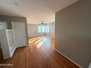 321 Ribault Ave, Unit 1 in Daytona Beach, FL - Foto de edificio - Building Photo