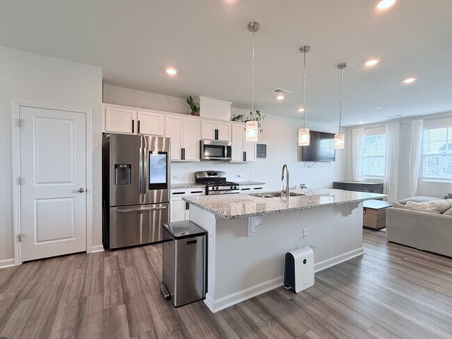 property at 2431 Chert Ln