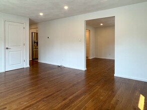 22 Chandler St, Unit 2 in Watertown, MA - Building Photo - Building Photo