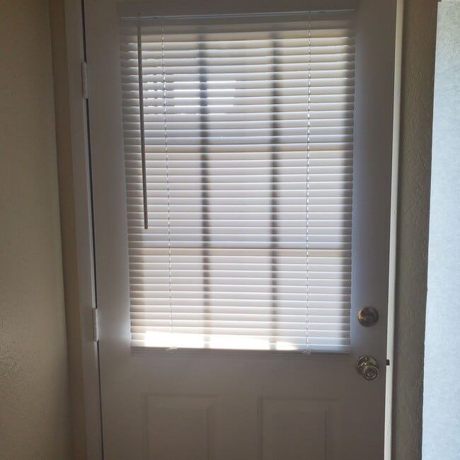 917 Panama Dr in Modesto, CA - Building Photo - Building Photo