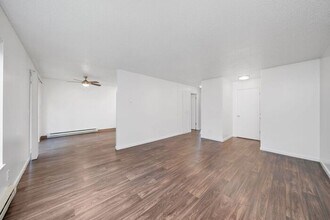6037 N Fessenden St in Portland, OR - Building Photo - Building Photo