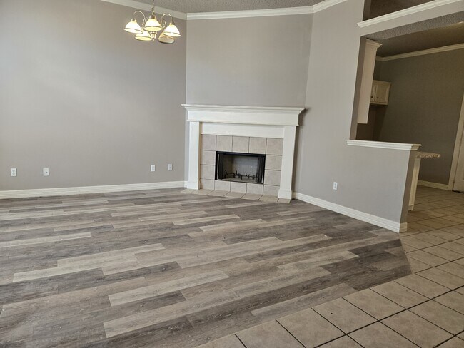 5119 Albany Ave in Lubbock, TX - Foto de edificio - Building Photo