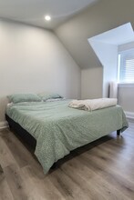 12 Somerset St W in Ottawa, ON - Building Photo - Building Photo