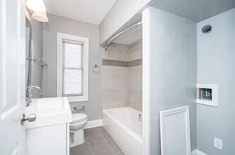 18436 Indiana St in Detroit, MI - Building Photo - Building Photo