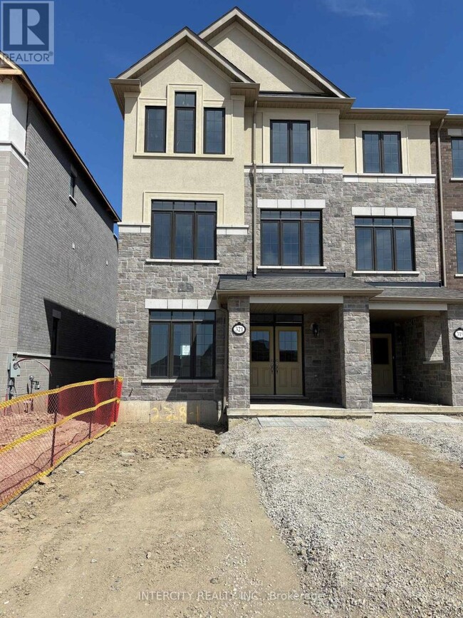 321 Inspire Blvd
