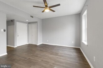 160 Richmond St in Philadelphia, PA - Building Photo - Building Photo